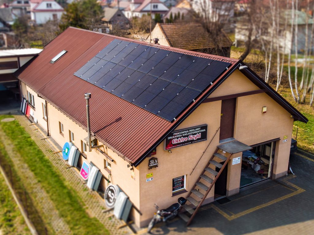 Instalacja fotowoltaiczna w Brzesku na dachy firmy